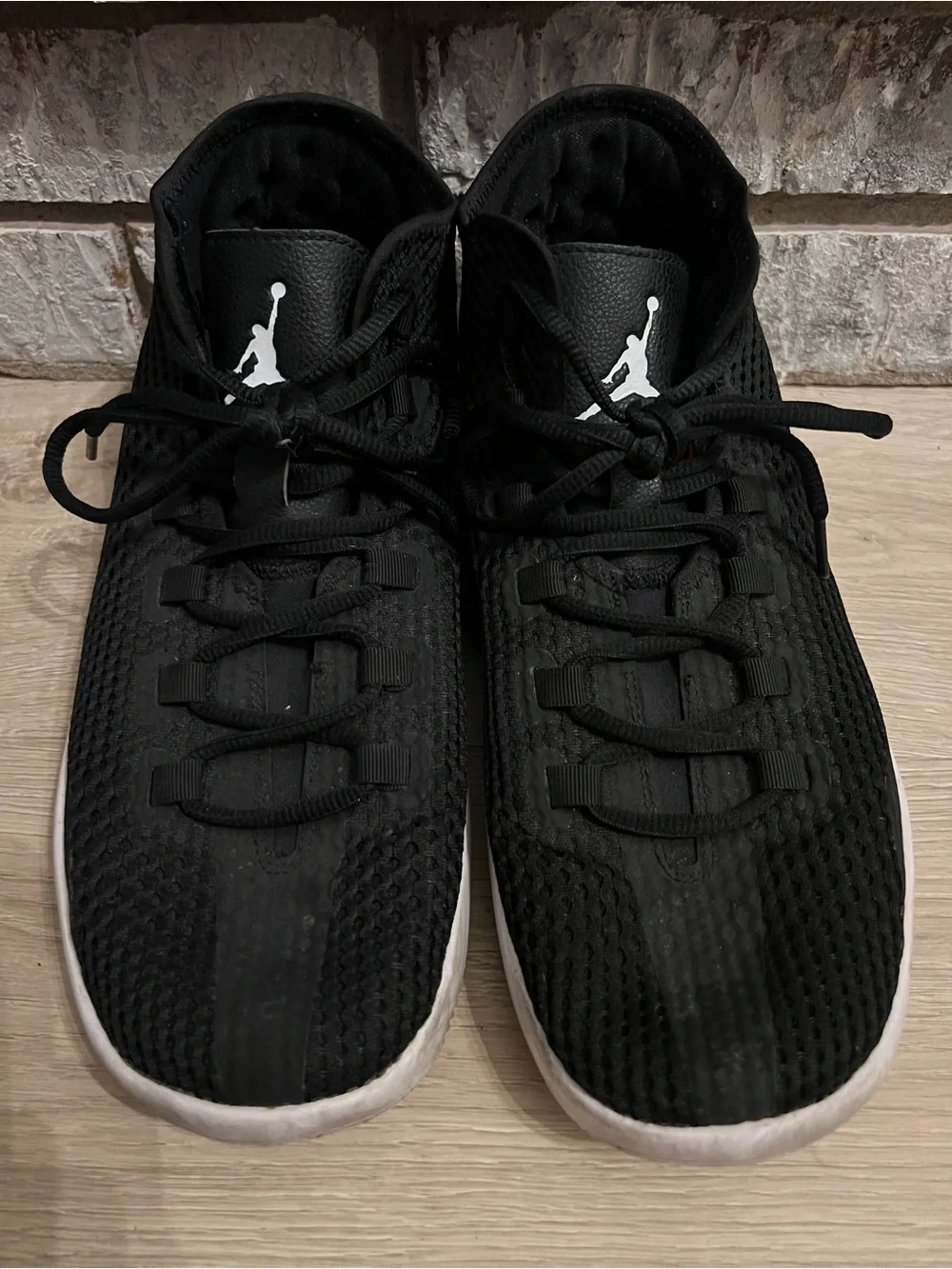 Jordan breathable knit